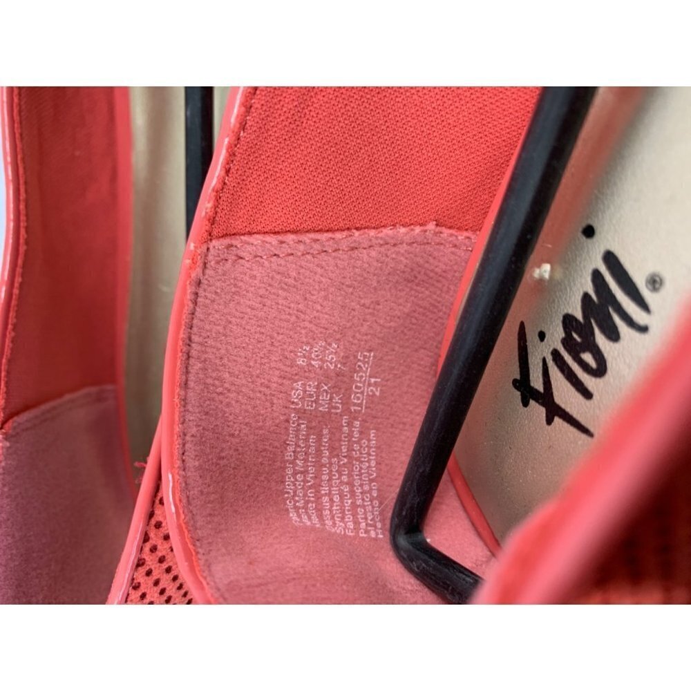 Fioni Women's Flats - Picture 2 of 7